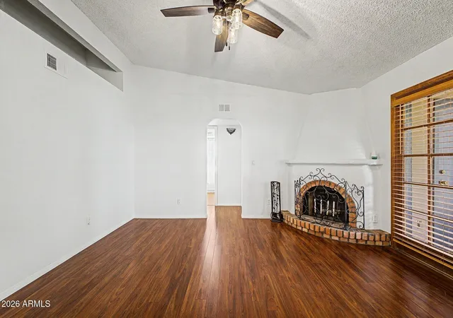 Photo 3 of Condo for sale at 7300 N Dreamy Draw Dr #211, Phoenix, AZ 85020 | MLS# 7074140 | Listing updated on 2026-09-03