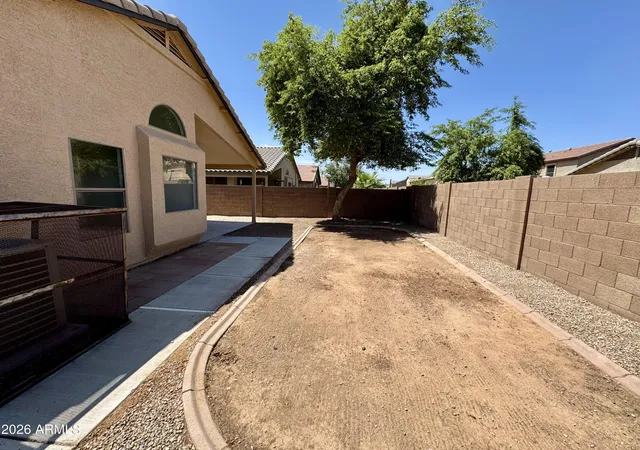 Photo 3 of Sale Pending at 4728 W Harwell Rd, Laveen, AZ 85339 | MLS# 7074448 | Listing updated on 2026-10-10