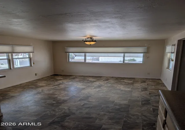 Photo 4 of Manufactured home for sale at 701 S Dobson Rd #422, Mesa, AZ 85202 | MLS# 7074163 | Listing updated on 2026-09-16
