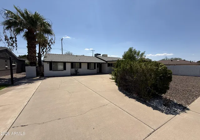 Photo 1 of Single family home for sale at 815 E Cavalier Dr, Phoenix, AZ 85014 | MLS# 7074047 | Listing updated on 2026-09-19