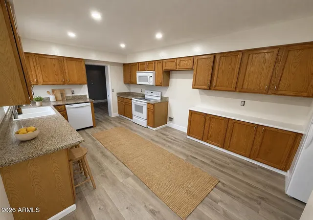Photo 4 of Single family home for sale at 815 E Cavalier Dr, Phoenix, AZ 85014 | MLS# 7074047 | Listing updated on 2026-09-19