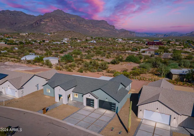 Photo 2 of Single family home for sale at 3909 S Veronica Ln, Gold Canyon, AZ 85118 | MLS# 7074110 | Listing updated on 2026-09-02