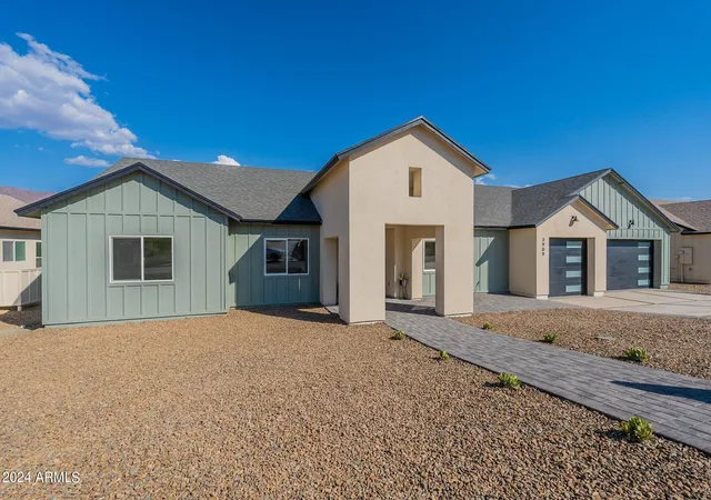 Photo 4 of Single family home for sale at 3909 S Veronica Ln, Gold Canyon, AZ 85118 | MLS# 7074110 | Listing updated on 2026-09-02