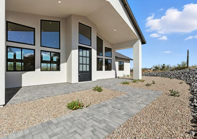 Photo 4 of Single family home for sale at 4009 S Veronica Ln, Gold Canyon, AZ 85118 | MLS# 7074108 | Listing updated on 2026-09-02