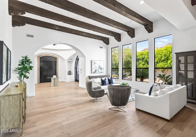 Photo 3 of Mansion for sale at 4725 N Launfal Ave, Phoenix, AZ 85018 | MLS# 7077907 | Listing updated on 2026-09-11