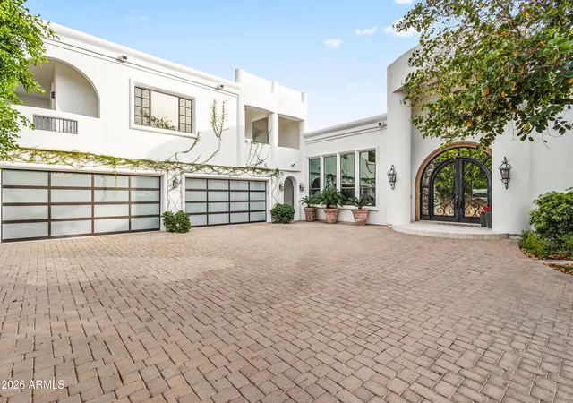 Photo 40 of Mansion for sale at 4725 N Launfal Ave, Phoenix, AZ 85018 | MLS# 7077907 | Listing updated on 2026-09-11