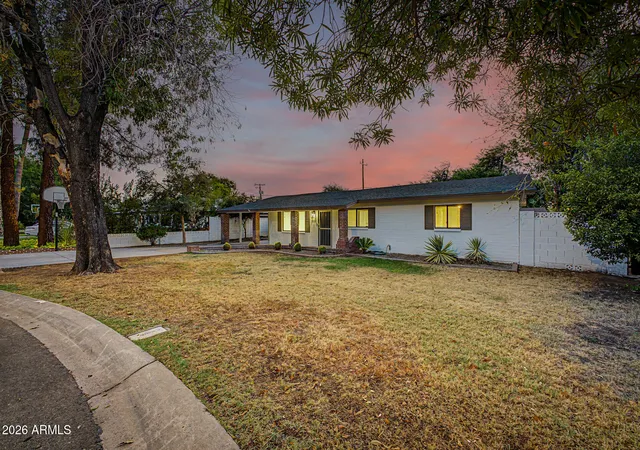 Photo 2 of Single family home for sale at 8744 N 6th Drive, Phoenix, AZ 85021 | MLS# 7076393 | Listing updated on 2026-09-13