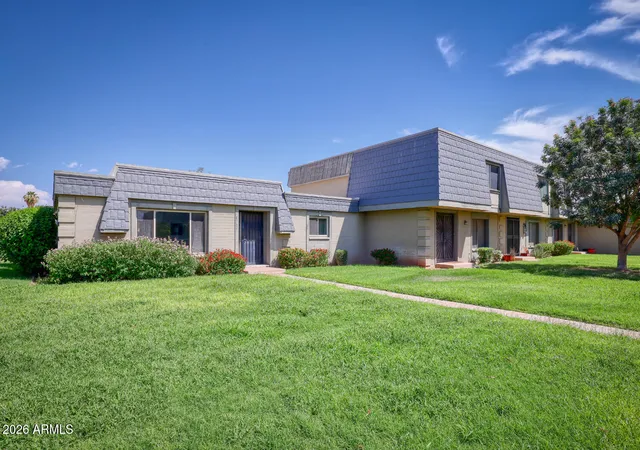 Townhouse for sale at 4762 N 20th Avenue, Phoenix, AZ 85015 | MLS# 7074278