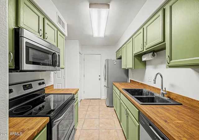 Photo 2 of Townhouse for sale at 743 E Pepper Dr, Casa Grande, AZ 85122 | MLS# 7073999 | Listing updated on 2026-09-10