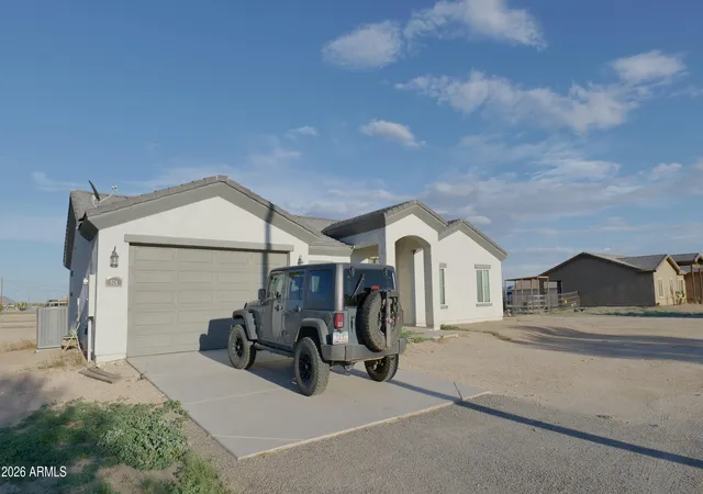 Photo 2 of Single family home for sale at 921 N 297th Drive, Buckeye, AZ 85396 | MLS# 7076001 | Listing updated on 2026-09-05