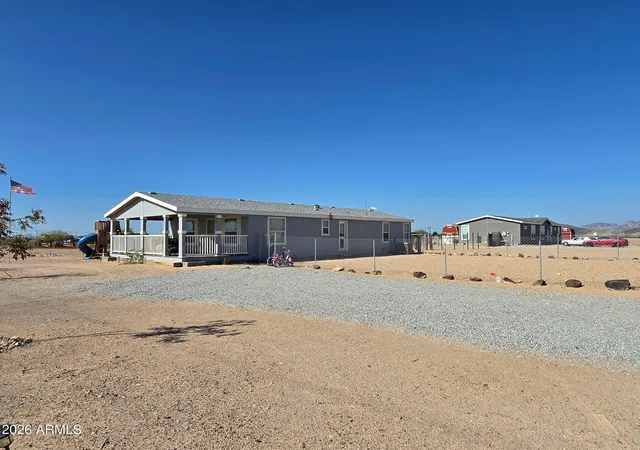 Photo 4 of Manufactured home for sale at 37527 W Polk St, Tonopah, AZ 85354 | MLS# 7073982 | Listing updated on 2026-10-12