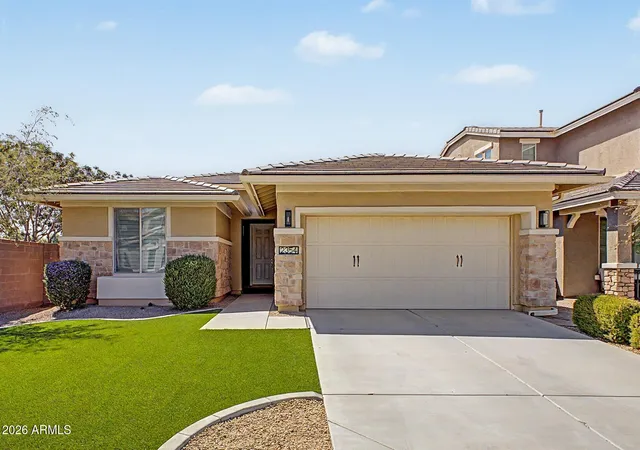 Photo 2 of Single family home for sale at 2354 S Banning St, Gilbert, AZ 85295 | MLS# 7078511 | Listing updated on 2026-09-18