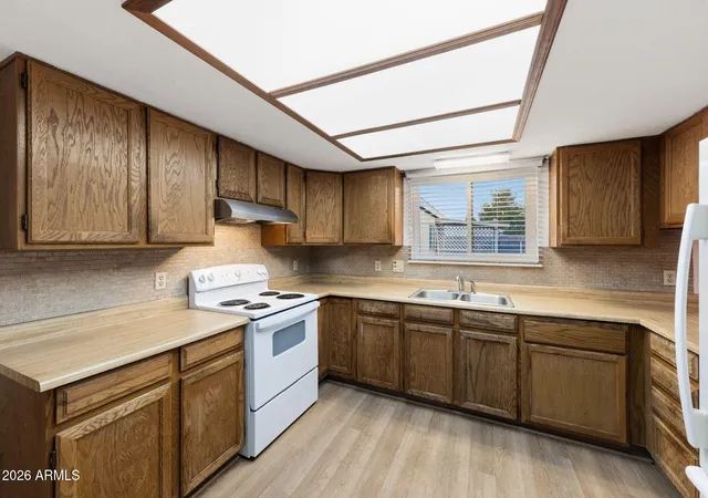 Photo 4 of Single family home for sale at 573 E Linda Ave, Apache Junction, AZ 85119 | MLS# 7074002 | Listing updated on 2026-09-13