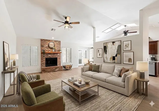 Photo 2 of Single family home for sale at 620 E Appaloosa Rd, Gilbert, AZ 85296 | MLS# 7075755 | Listing updated on 2026-09-05