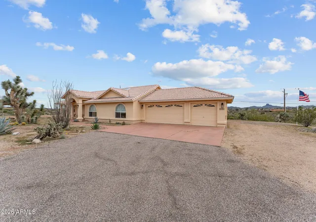Photo 2 of Single family home for sale at 1315 N Mule Deer Trl, Wickenburg, AZ 85390 | MLS# 7074792 | Listing updated on 2026-09-03