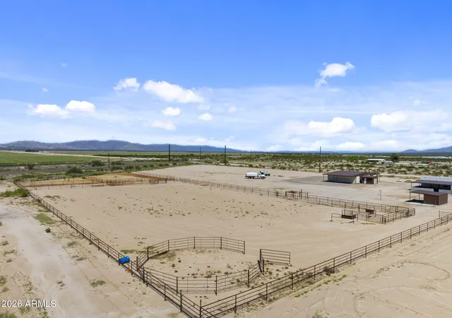 Photo 3 of Manufactured home for sale at 37400 S Carters Rd, Salome, AZ 85348 | MLS# 7077913 | Listing updated on 2026-09-11