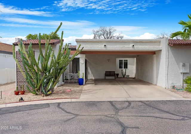 Townhouse for sale at 3620 N 27th Way, Phoenix, AZ 85016 | MLS# 7075608