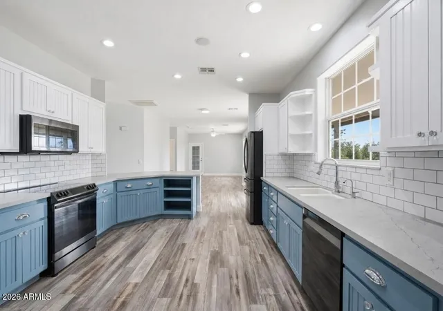 Photo 3 of Single family home for sale at 20305 W Peakview Rd, Wittmann, AZ 85361 | MLS# 7074551 | Listing updated on 2026-09-03