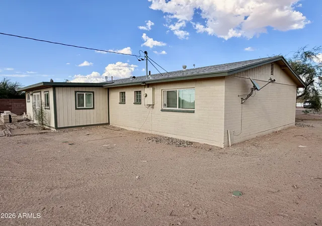 Photo 3 of Sale Pending at 4130 N Roble Cir, Eloy, AZ 85131 | MLS# 7075242 | Listing updated on 2026-09-14