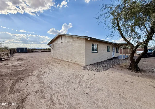 Photo 4 of Sale Pending at 4130 N Roble Cir, Eloy, AZ 85131 | MLS# 7075242 | Listing updated on 2026-09-14