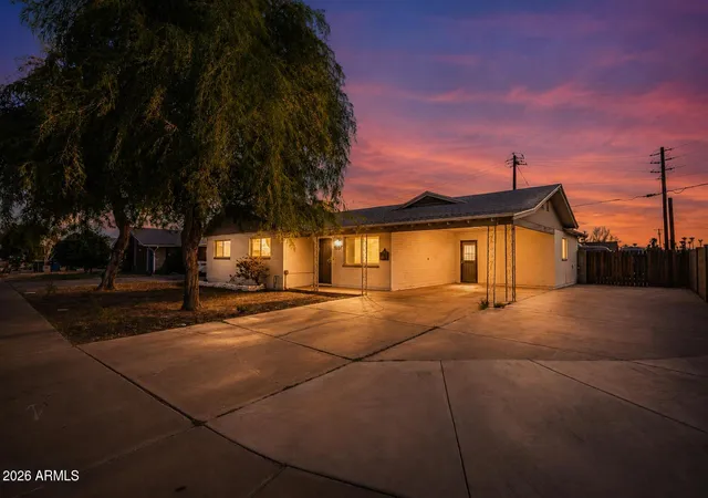 Photo 3 of Single family home for sale at 1557 W 2nd Street, Mesa, AZ 85201 | MLS# 7074142 | Listing updated on 2026-09-09