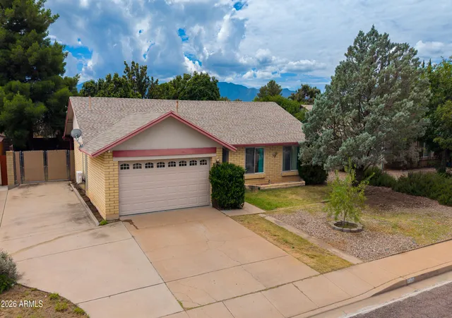 Photo 1 of Sale Pending at 3324 Village Dr, Sierra Vista, AZ 85635 | MLS# 7075439 | Listing updated on 2026-09-15