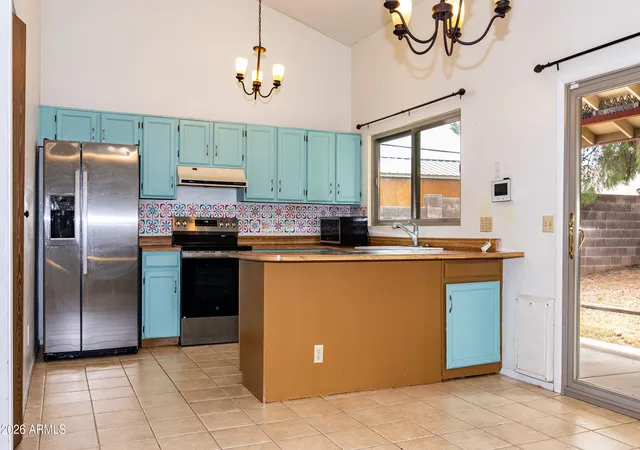 Photo 4 of Sale Pending at 3324 Village Dr, Sierra Vista, AZ 85635 | MLS# 7075439 | Listing updated on 2026-09-17