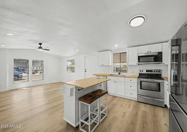 Photo 4 of Manufactured home for sale at 7704 E Glade Ave, Mesa, AZ 85209 | MLS# 7075988 | Listing updated on 2026-09-15