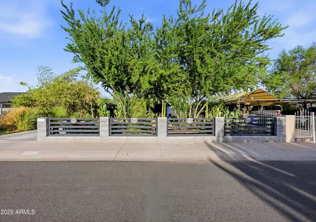 Photo 2 of Single family home for sale at 1033 N 25th Street, Phoenix, AZ 85008 | MLS# 7075936 | Listing updated on 2026-09-08