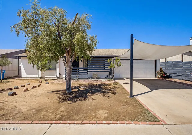 Photo 2 of Single family home for sale at 18240 N 32nd Lane, Phoenix, AZ 85053 | MLS# 7076457 | Listing updated on 2026-09-06