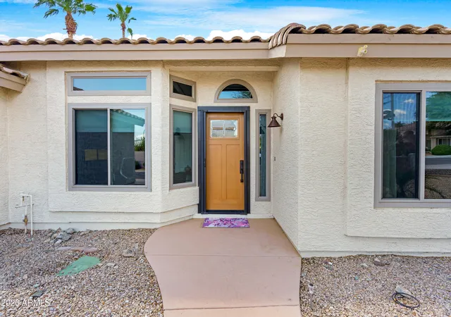 Photo 3 of Single family home for sale at 15428 S 15th Avenue, Phoenix, AZ 85045 | MLS# 7074855 | Listing updated on 2026-09-16