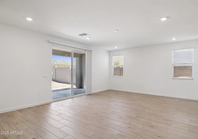 Photo 4 of Sale Pending at 17456 W Vista Norte St, Goodyear, AZ 85338 | MLS# 7074296 | Listing updated on 2026-10-25