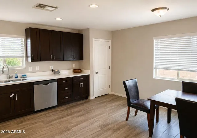 Photo 2 of Townhouse for sale at 1947 E Raymond St, Phoenix, AZ 85040 | MLS# 7074366 | Listing updated on 2026-09-19