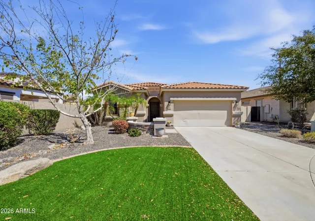 Photo 1 of Single family home for sale at 7171 S Sinova Ct, Gilbert, AZ 85298 | MLS# 7074980 | Listing updated on 2026-09-18