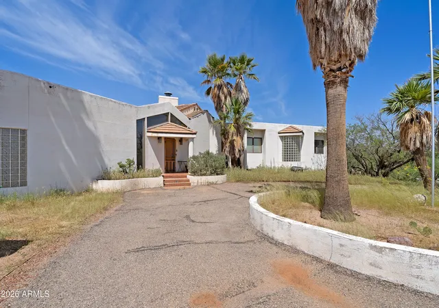Photo 3 of Single family home for sale at 1690 S Wardle Rd, Sierra Vista, AZ 85635 | MLS# 7074883 | Listing updated on 2026-09-03