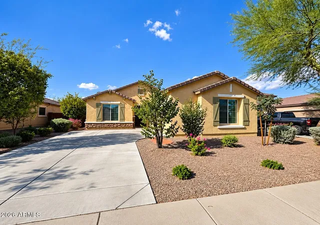 Single family home for sale at 25952 W Burnett Rd, Buckeye, AZ 85396 | MLS# 7074382