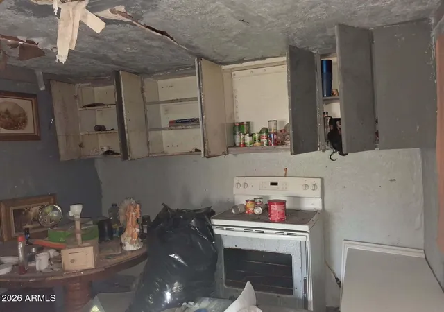 Photo 4 of Single family home for sale at 250 S Wentworth Ave, Miami, AZ 85539 | MLS# 7075115 | Listing updated on 2026-09-10