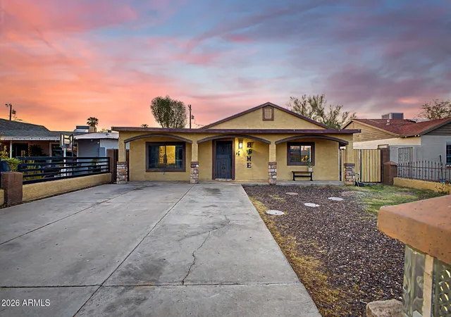 Photo 2 of Single family home for sale at 3044 W Holly St, Phoenix, AZ 85009 | MLS# 7075935 | Listing updated on 2026-09-05