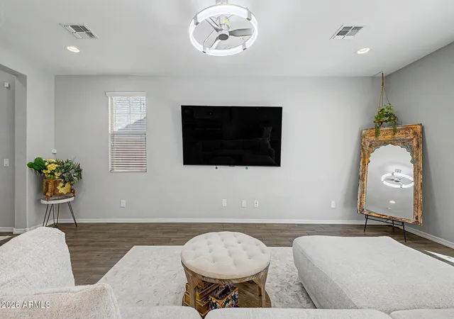 Photo 4 of Single family home for sale at 17237 N 9th Place, Phoenix, AZ 85022 | MLS# 7074515 | Listing updated on 2026-09-15