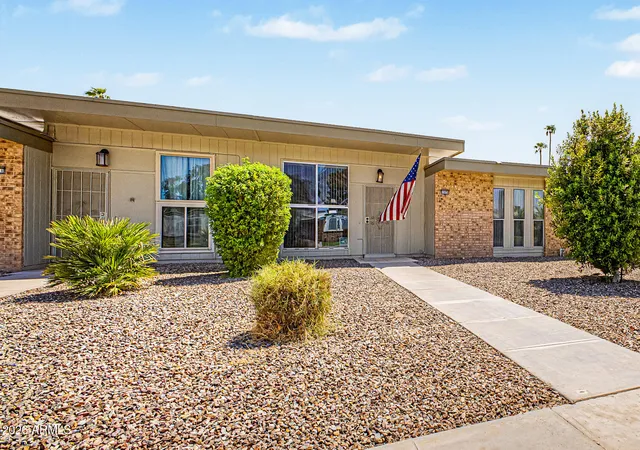 Photo 3 of Townhouse for sale at 13009 N 100th Avenue, Sun City, AZ 85351 | MLS# 7075050 | Listing updated on 2026-09-04
