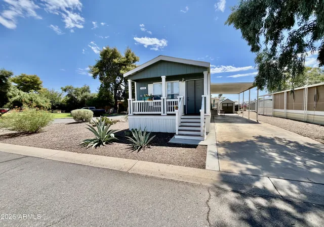 Photo 2 of Manufactured home for sale at 6960 W Peoria Ave #115, Peoria, AZ 85345 | MLS# 7074909 | Listing updated on 2026-09-26