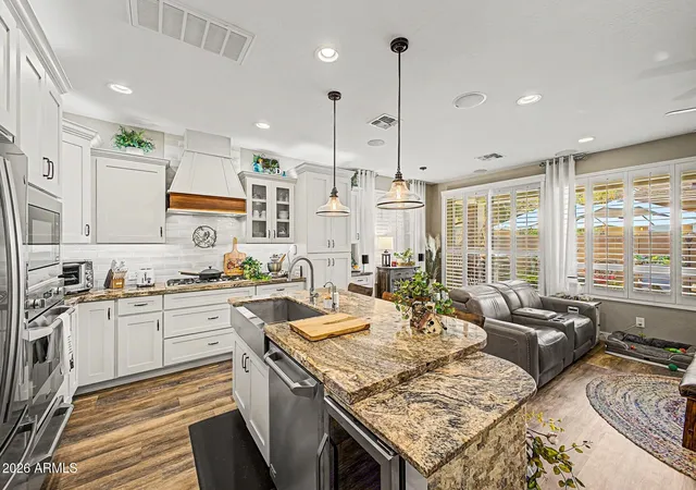 Townhouse for sale at 845 E Silversword Ln, Queen Creek, AZ 85140 | MLS# 7077986