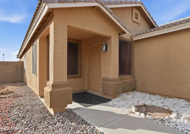 Photo 2 of Single family home for sale at 16940 N Briarwood Dr, Surprise, AZ 85378 | MLS# 7076034 | Listing updated on 2026-09-05