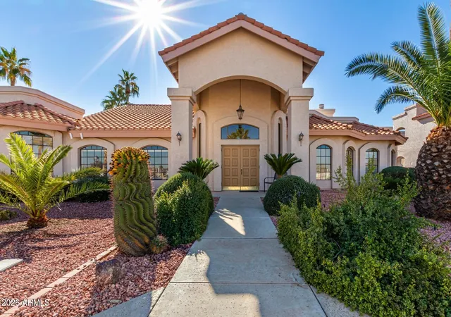 Townhouse for sale at 9151 W Greenway Rd #170, Peoria, AZ 85381 | MLS# 7074656