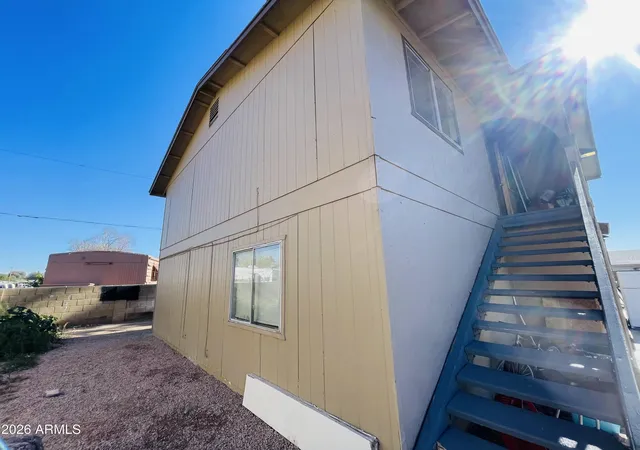 Photo 3 of Townhouse for sale at 7143 N 66th Drive, Glendale, AZ 85301 | MLS# 7074579 | Listing updated on 2026-09-02