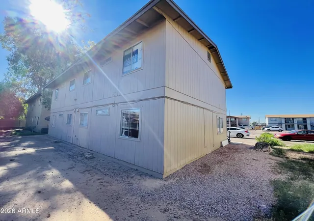 Photo 3 of Townhouse for sale at 7143 N 66th Drive, Glendale, AZ 85301 | MLS# 7074579 | Listing updated on 2026-09-02
