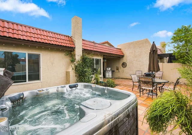Photo 3 of Sale Pending at 5210 E Saguaro Cir, Phoenix, AZ 85044 | MLS# 7075238 | Listing updated on 2026-09-13