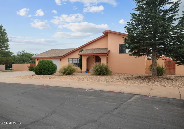 Photo 2 of Single family home for sale at 1152 Exeter Dr, Sierra Vista, AZ 85635 | MLS# 7077292 | Listing updated on 2026-09-09