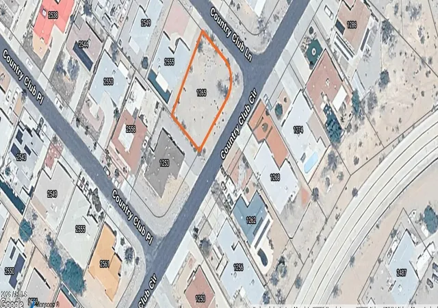 Photo 2 of Sale Pending at 1265 Country Clb Cir #21, Bullhead City, AZ 86442 | MLS# 7074645 | Listing updated on 2026-10-08