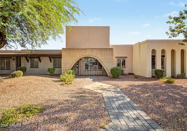 Photo 1 of Townhouse for sale at 1735 W Claremont St, Phoenix, AZ 85015 | MLS# 7078248 | Listing updated on 2026-09-14